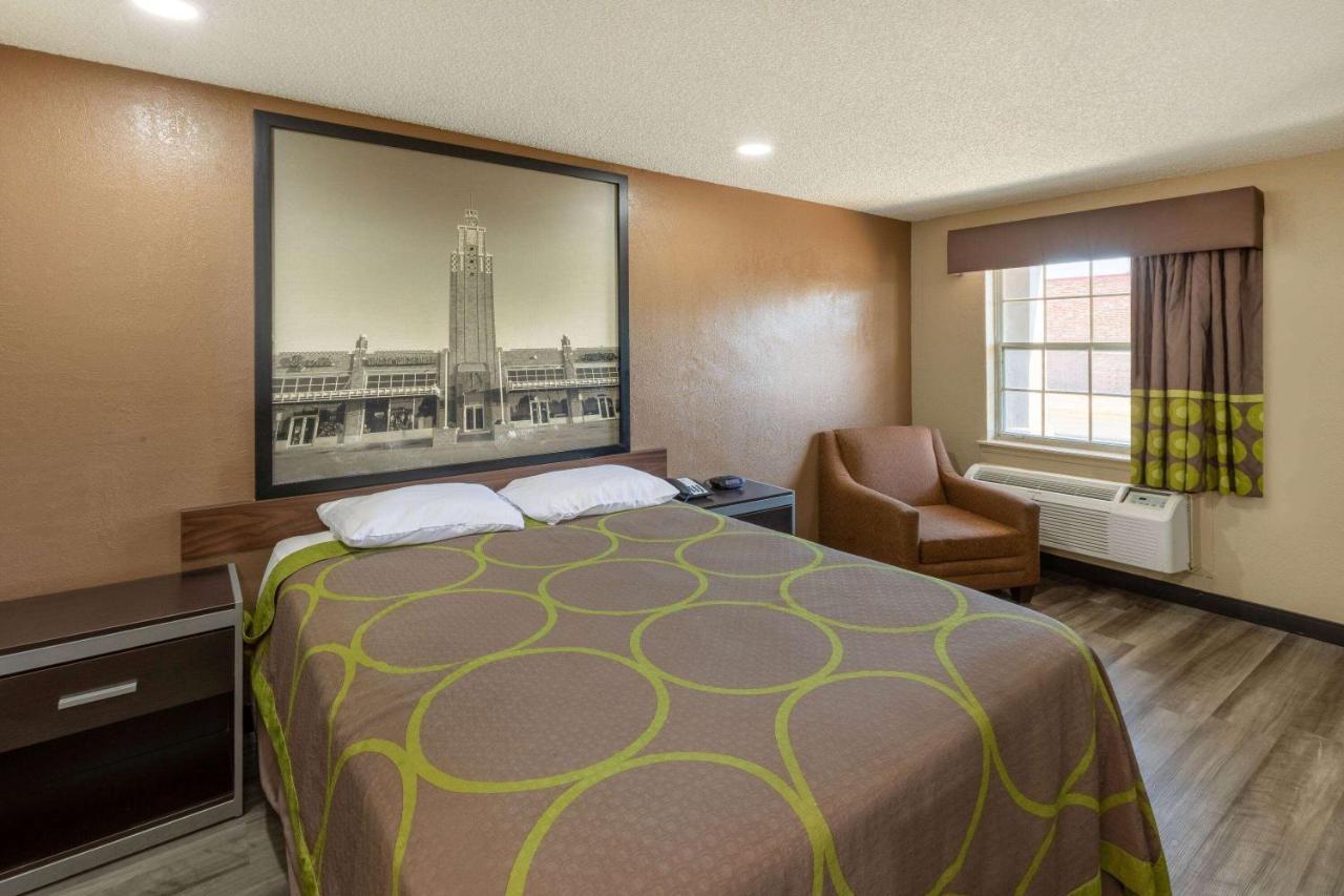 Motel Super 8 By Wyndham Tulsa/Arpt/St Fairgrounds Esterno foto