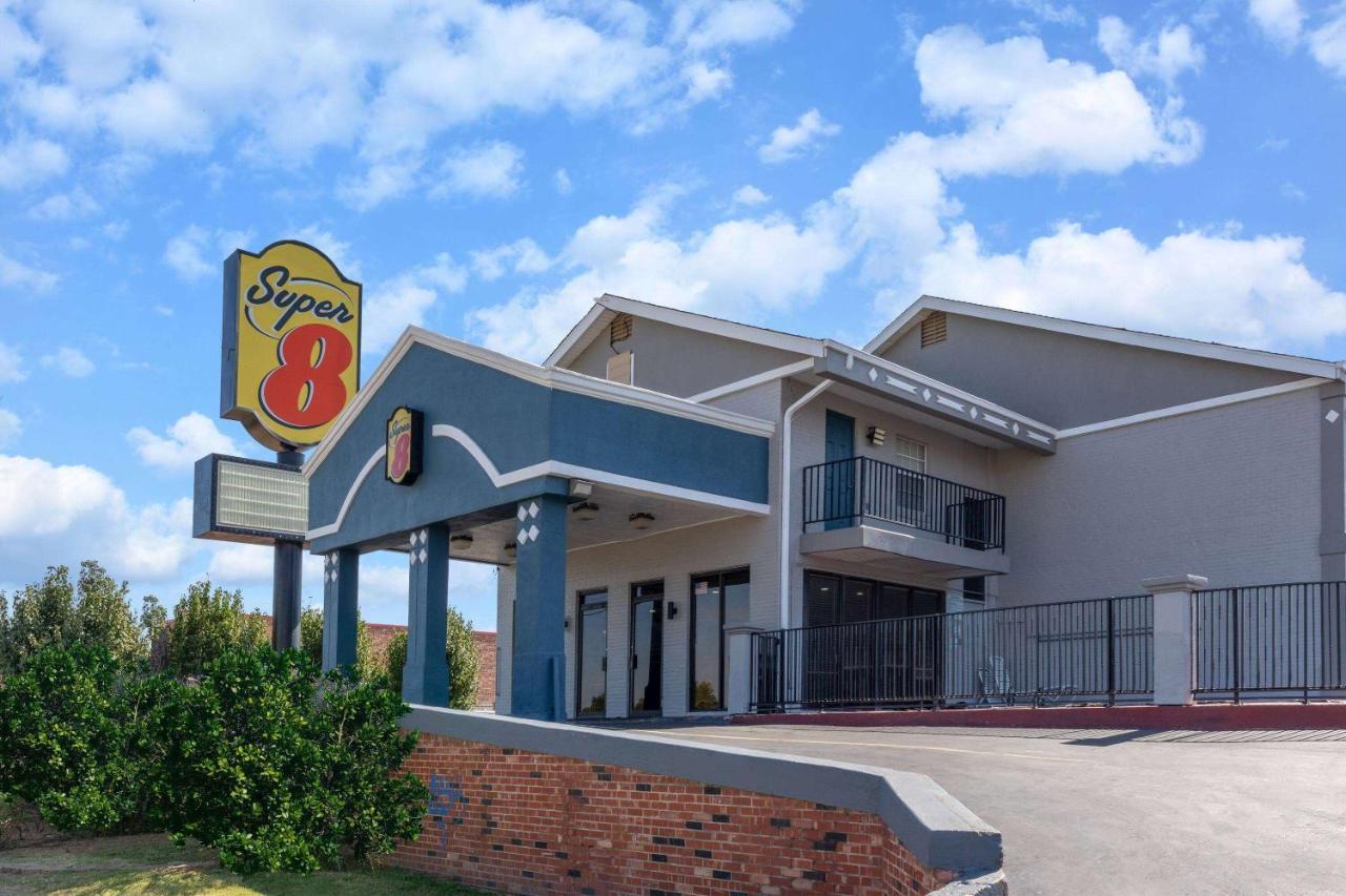 Motel Super 8 By Wyndham Tulsa/Arpt/St Fairgrounds Esterno foto